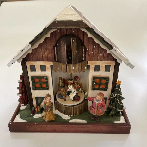 Wooden San Francisco Music Box Company House Plays Santa Claus is Coming to Town - Picture 2 of 11